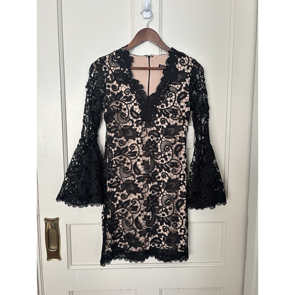 Julian Chang Floral Crochet Lace Sheath Dress Womens Size 0 Black Witchy NWOT